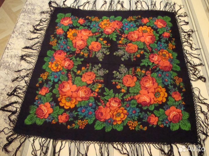 Павлопосадский платок шерсть