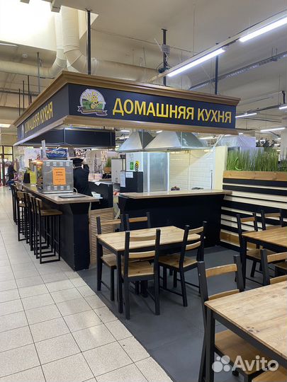 Кафе на фуд-корте на рынке