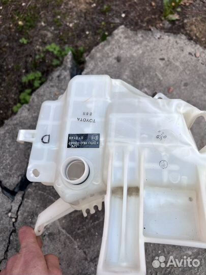Бачок омывателя тойота рав 4