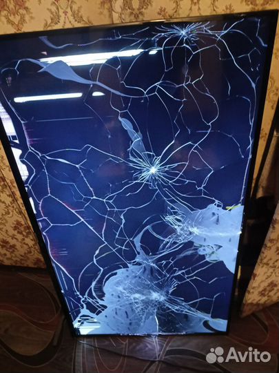 Samsung UE55TU7002U разбор