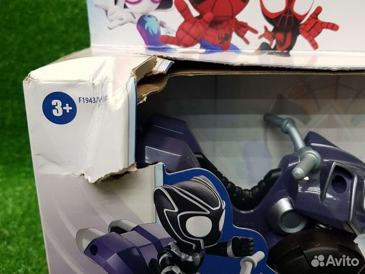 Hasbro Паучок фигурка Черная Пантера