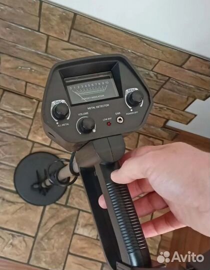 Металлоискатель MD4030 новый