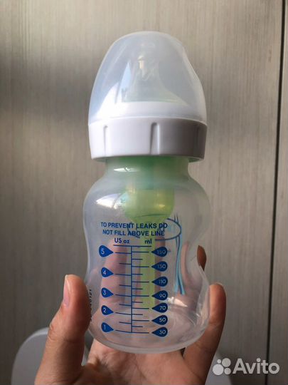 Бутылочки, поильники, ниблеры, пустышки