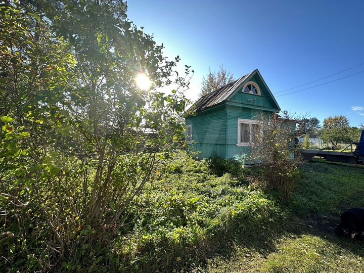 Дача 30 м² на участке 9 сот.