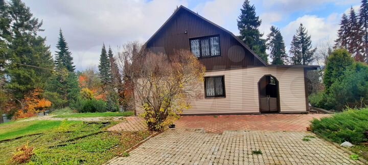 Дача 195 м² на участке 20 сот.