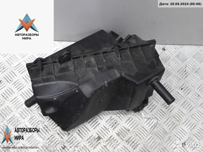 Корпус воздушного фильтра Skoda Octavia (A4) рест