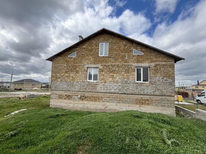 Дом 222 м² на участке 6 сот.