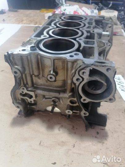 Блок двигателя Logan H4MD438 L8