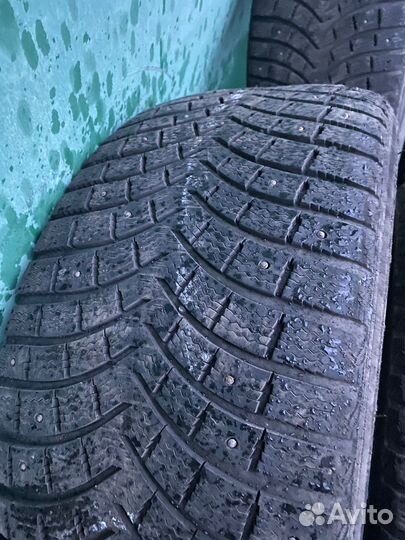 Michelin Latitude X-Ice North 275/45 R21