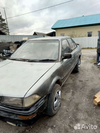Toyota Corolla 1.6 AT, 1987, 200 000 км