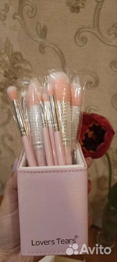 Кисти для макияжа