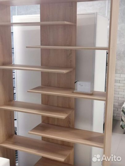 Стеллаж с полками