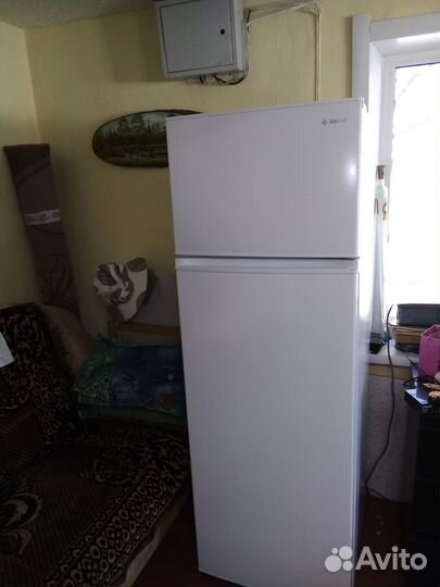 Продам холодильник рабочий