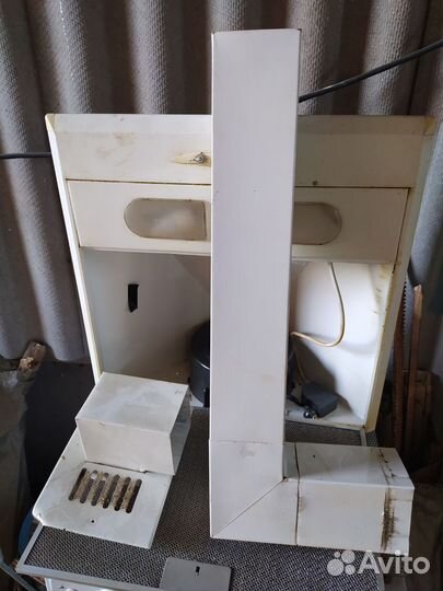 Газовая плита и вытяжка