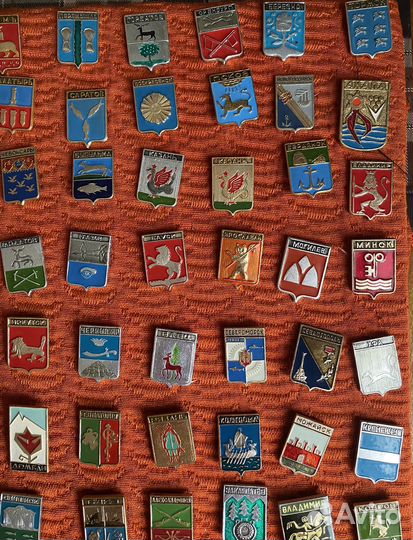 Значки гербы городов СССР