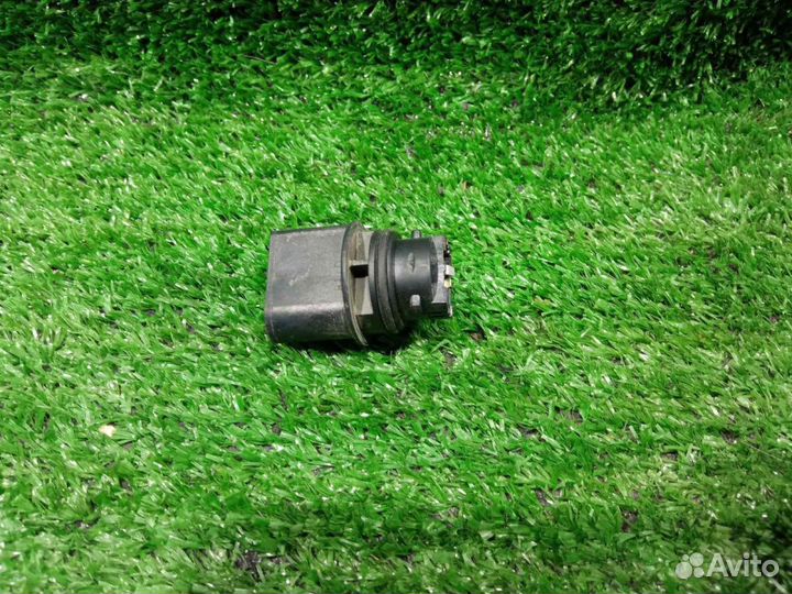 Патрон лампы Granta FL (18) б/у