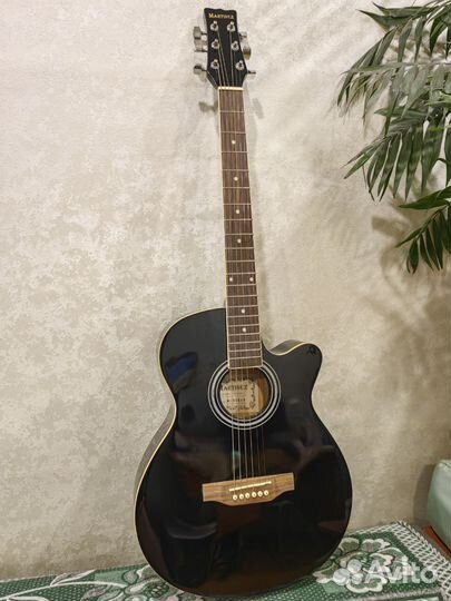 Акустическая гитара Martinez