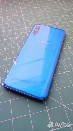 Samsung Galaxy A50, 6/128 ГБ