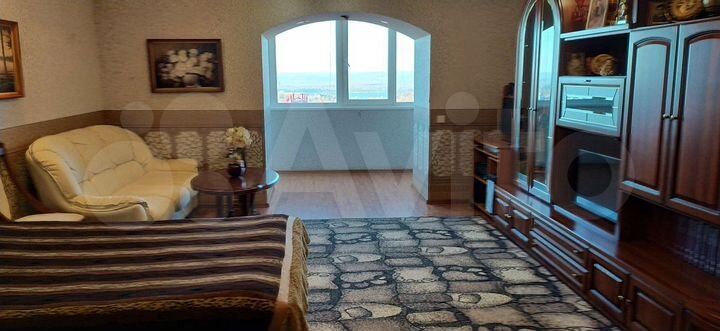 3-к. квартира, 116 м², 7/10 эт.