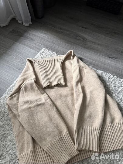 Свитер женский