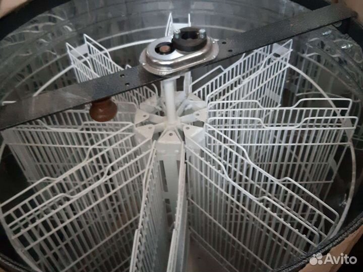 Медогонка 8ми рамочная радиальная