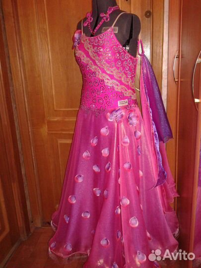 Платье для бальных танцев стандарт