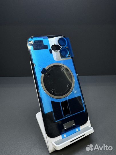 Задняя крышка для Apple iPhone 16 Pro (Черный)