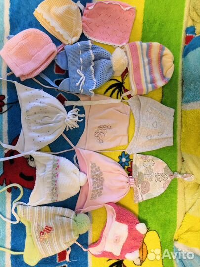 Шапочки и чепчики для девочки от 0 до 3 мес