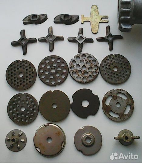 Ножи, решётки, точило для ручной мясорубки