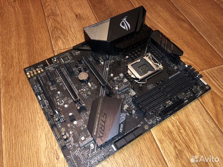 Материнская плата Asus ROG Strix Z390-F Gaming