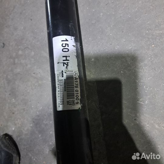 Карданный вал Mercedes GLA