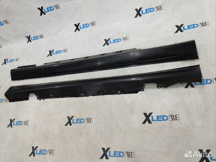 Комплект порогов BMW E46