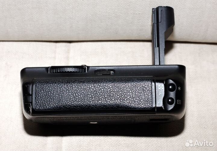 Батарейный блок Canon BG-E4