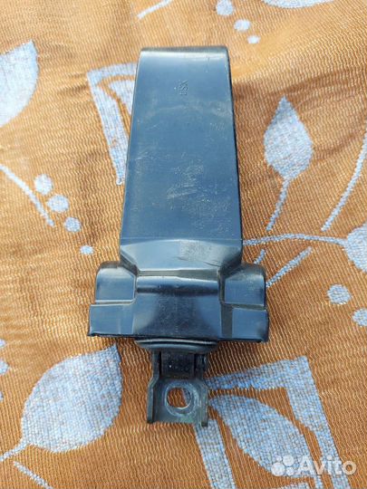 Ограничитель перед. двери Skoda Fabia 2 5J0837249