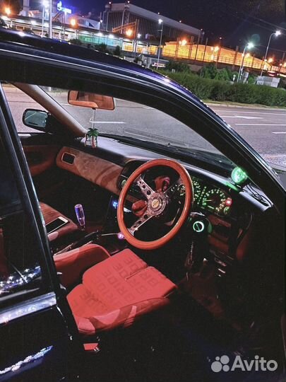 Nissan Laurel 2.0 МТ, 1990, 176 000 км