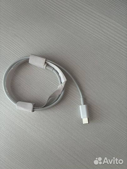 Провод для зарядки iPhone