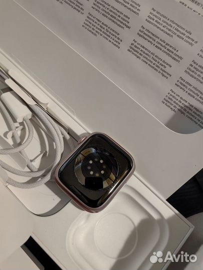 Apple Watch series 9 45mm pink sport loop