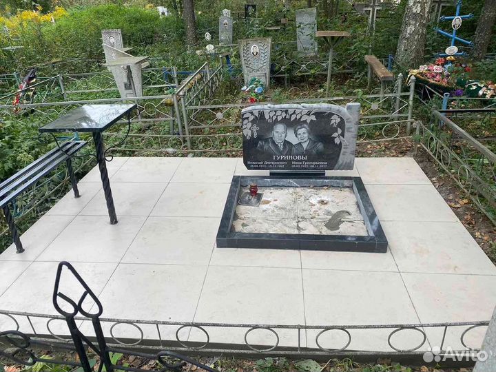 Памятники. Благоустройство могил