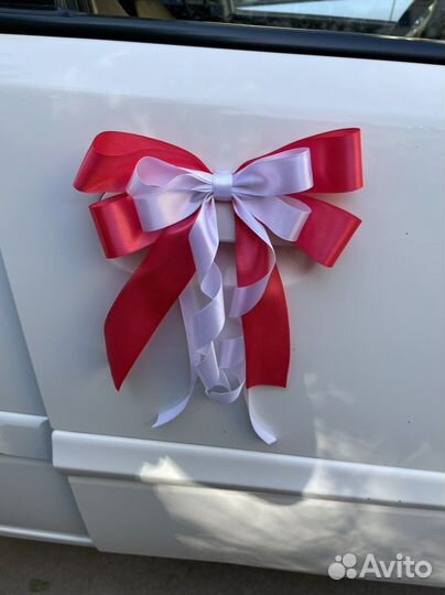 Свадебные банты на машину