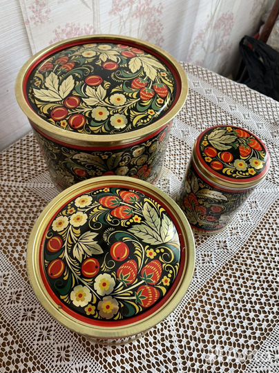 Набор жестяных банок, новые, СССР