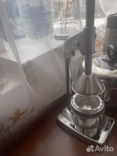 Соковыжималка для цитрусовых новая