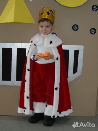 Новогодний костюм короля