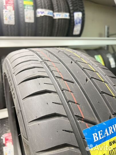 Bearway BW118 275/35 R19 112T