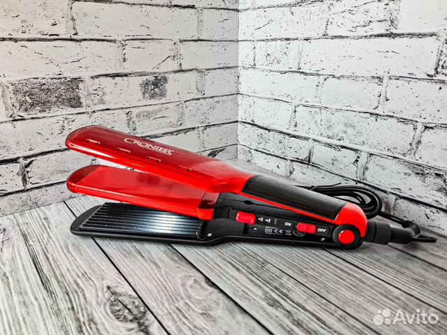 Стайлер для волос / Выпрямитель для волос