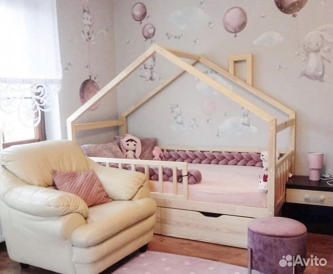 Детская кровать домик