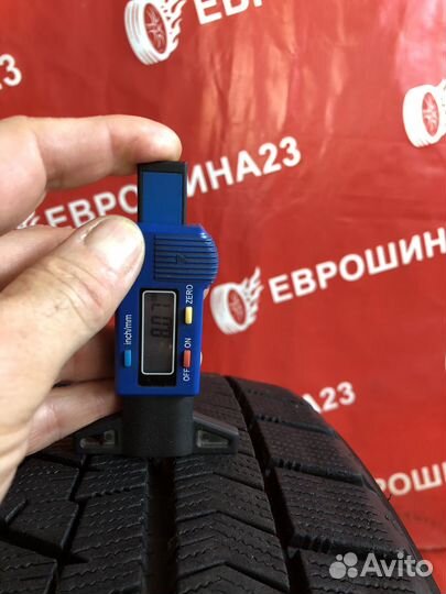 Bridgestone Blizzak VRX 215/45 R18 91Q