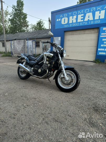 Ямаха FZX750 физик