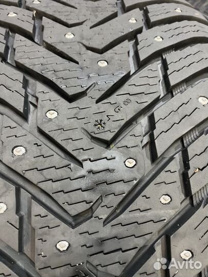 Nokian Tyres Hakkapeliitta 8 SUV 275/50 R20 113T