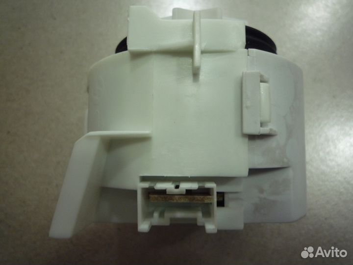 Помпа пмм bosch siemens 3 защелки оригинал