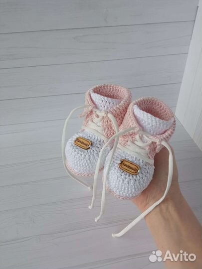 Подарочный набор пинетки, грызунок-погремушка